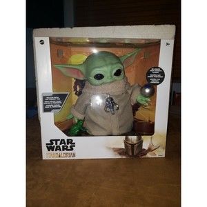 The Mandalorian Child Baby Yoda Bundle Costco Exclusive Grogu